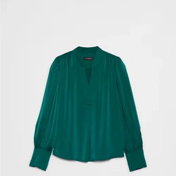 Banana Republic Deep Green Blouse - Picture 3 of 3